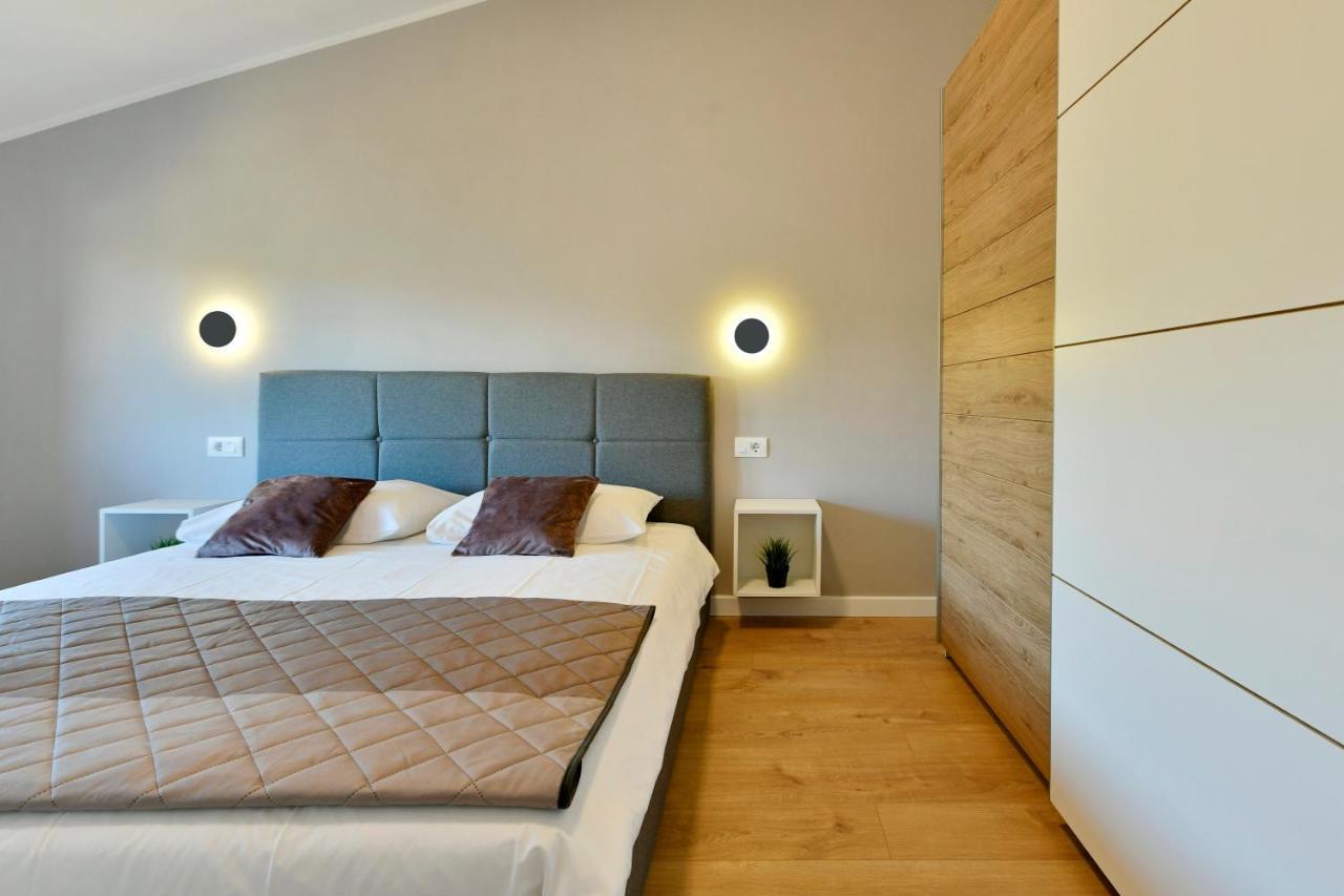 R2 Apartment By Residence Rudan Vižinada Dış mekan fotoğraf